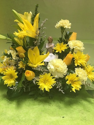 willow tree flower arrangement